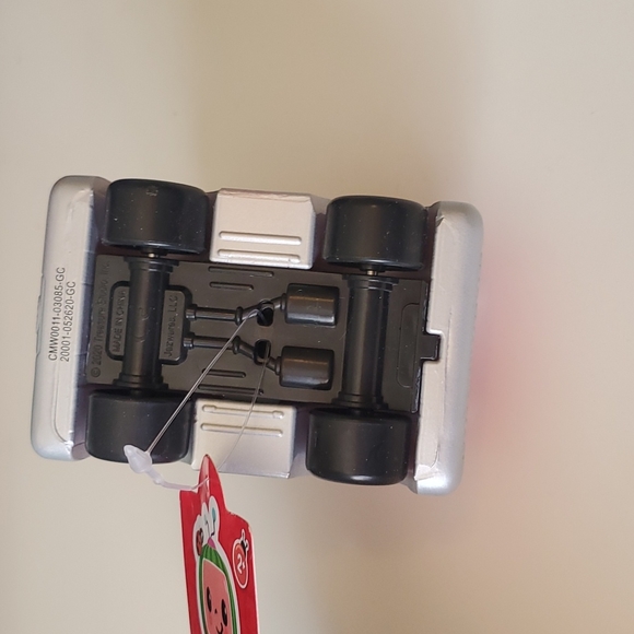 Cocomelon TomTom Firetruck toy - Picture 3 of 5